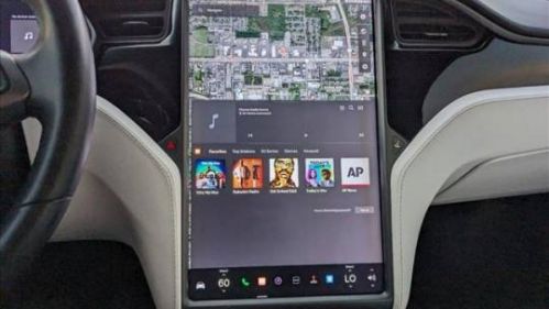 2019 Tesla Model X 5YJXCDE28KF152233