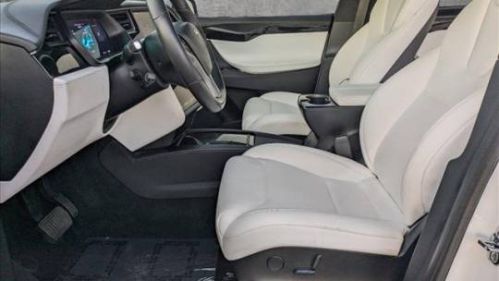 2019 Tesla Model X 5YJXCDE28KF152233
