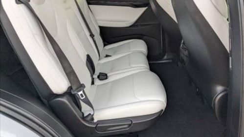 2019 Tesla Model X 5YJXCDE28KF152233