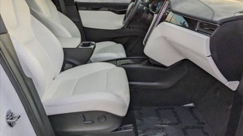 2019 Tesla Model X 5YJXCDE28KF152233