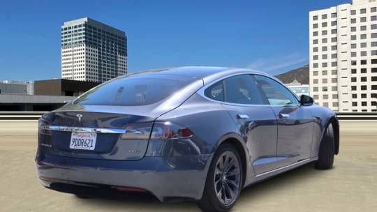 2018 Tesla Model S 5YJSA1E20JF258396