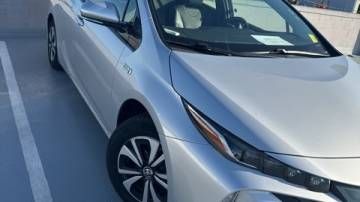 2018 Toyota Prius Prime JTDKARFP8J3075382