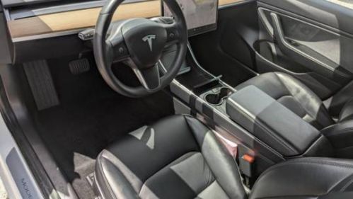2019 Tesla Model 3 5YJ3E1EA9KF466455