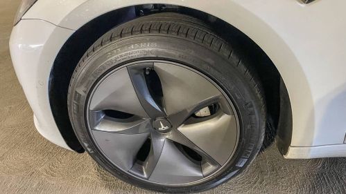 2019 Tesla Model 3 5YJ3E1EA1KF484237