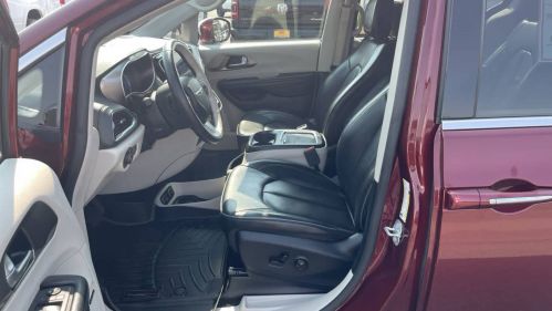 2018 Chrysler Pacifica 2C4RC1N72JR248218