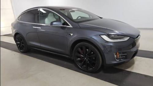 2021 Tesla Model X 5YJXCBE40MF320584