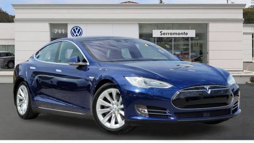 2016 Tesla Model S 5YJSA1E23GF132820