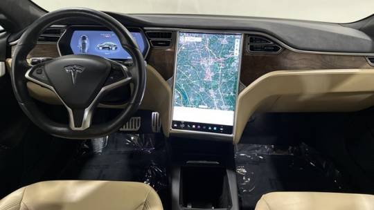 2016 Tesla Model S 5YJSA1E49GF144133