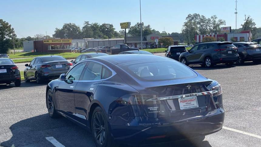 2017 Tesla Model S 5YJSA1E48HF217977