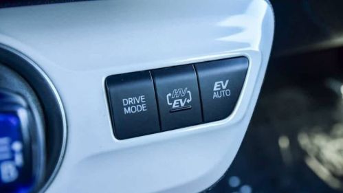 2018 Toyota Prius Prime JTDKARFP3J3098231