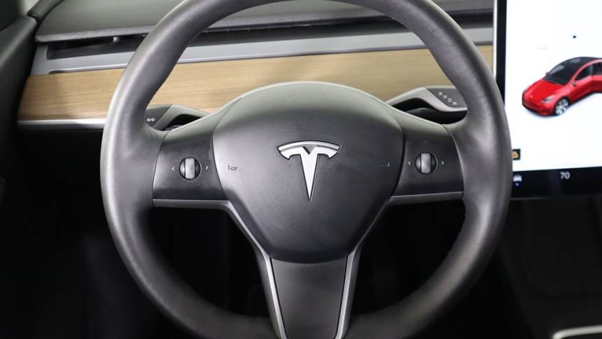 2021 Tesla Model Y 5YJYGDEE3MF300813