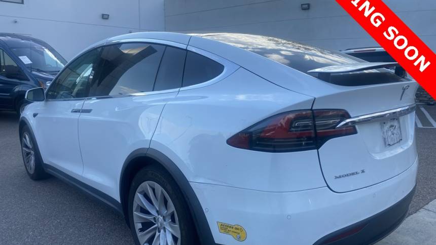 2017 Tesla Model X 5YJXCBE24HF049761