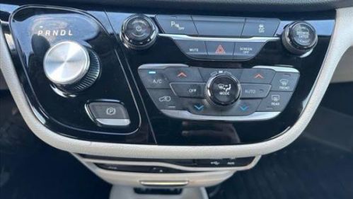 2018 Chrysler Pacifica 2C4RC1N70JR293562