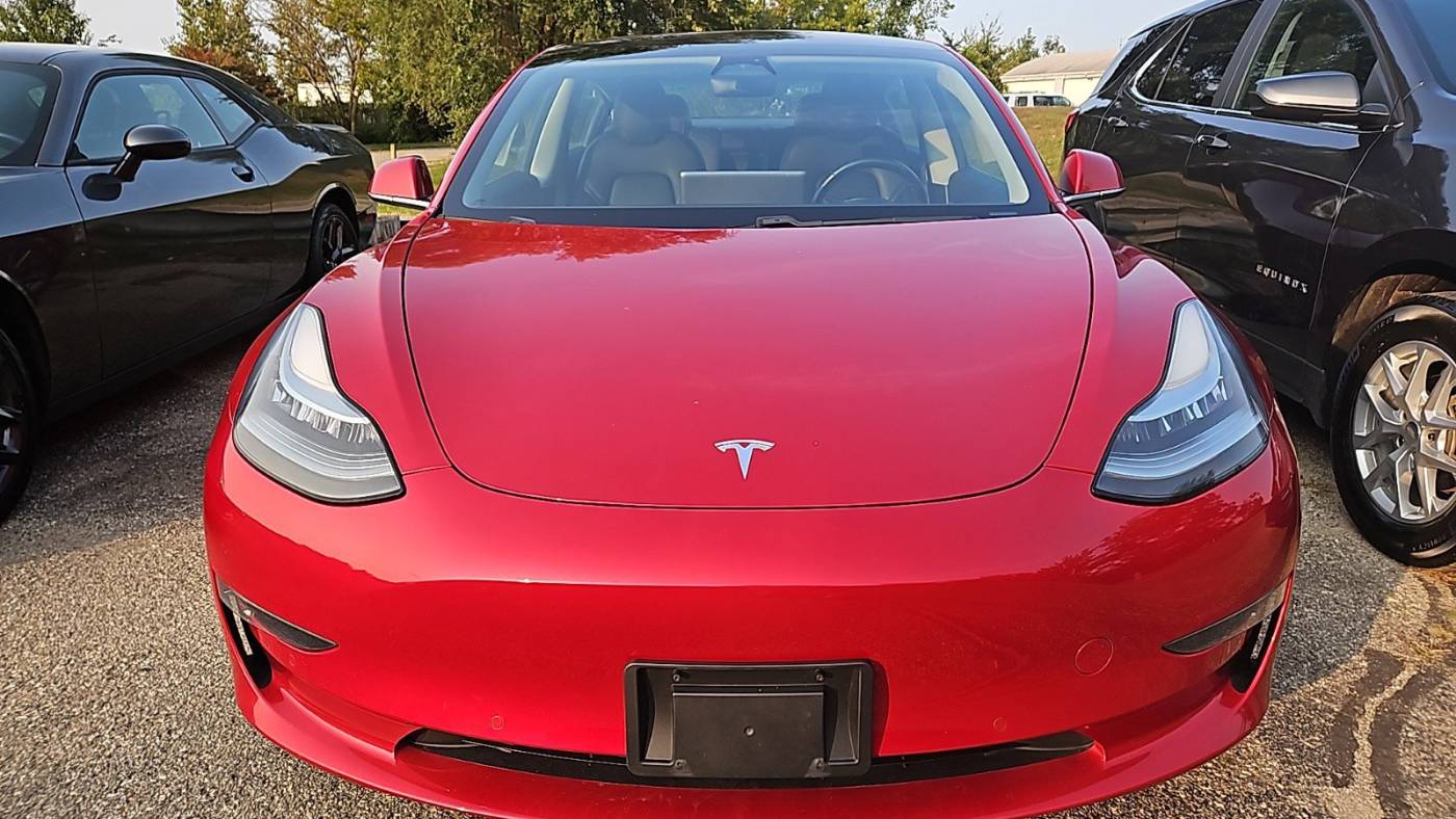 2018 Tesla Model 3 5YJ3E1EA7JF028841