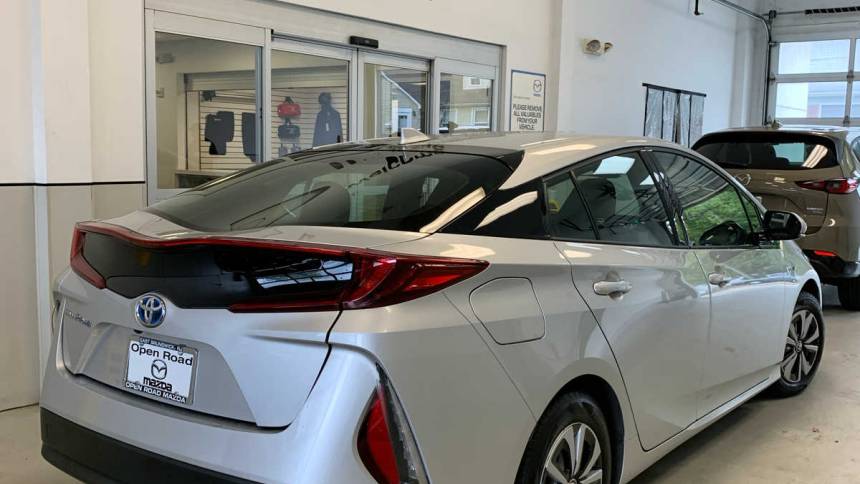 2018 Toyota Prius Prime JTDKARFP4J3090039