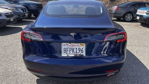 2018 Tesla Model 3 5YJ3E1EA8JF035801