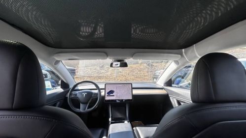 2018 Tesla Model 3 5YJ3E1EA8JF035801