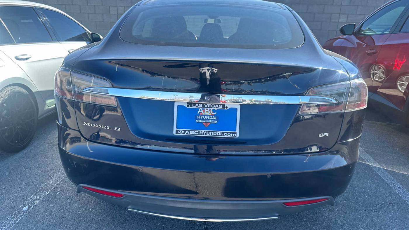 2014 Tesla Model S 5YJSA1H11EFP65509