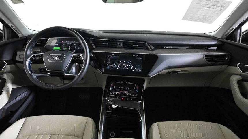 2021 Audi e-tron WA12ABGE0MB006565