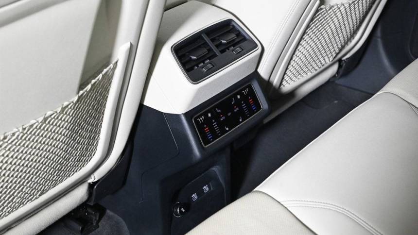 2021 Audi e-tron WA12ABGE0MB006565