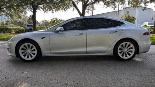 2018 Tesla Model S 5YJSA1E26JF237262