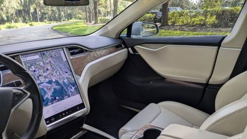 2018 Tesla Model S 5YJSA1E26JF237262