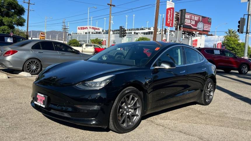 2018 Tesla Model 3 5YJ3E1EBXJF113214