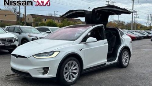 2019 Tesla Model X 5YJXCDE49KF183119