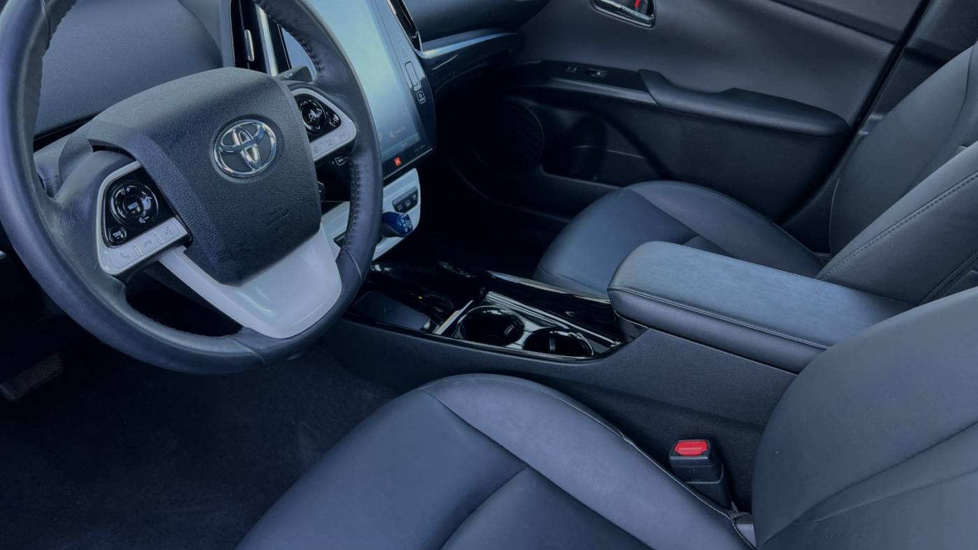 2017 Toyota Prius Prime JTDKARFP7H3052332