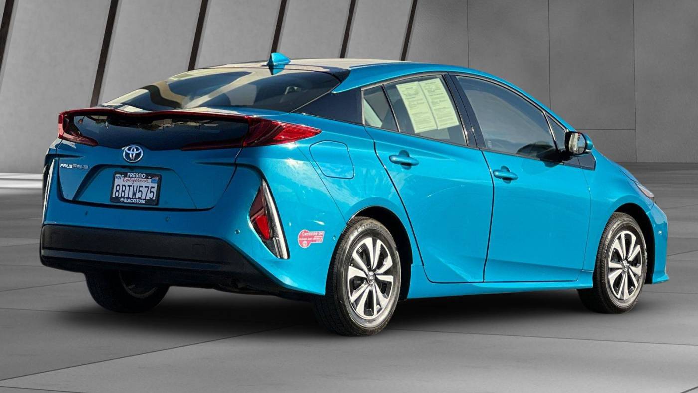 2017 Toyota Prius Prime JTDKARFP7H3052332