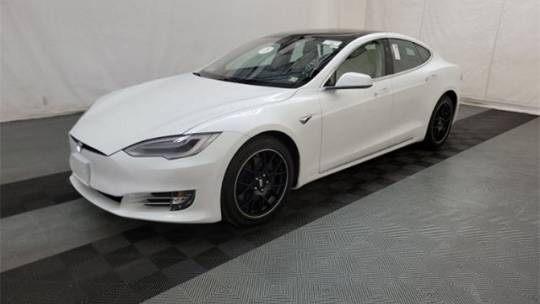 2019 Tesla Model S 5YJSA1E23KF330578