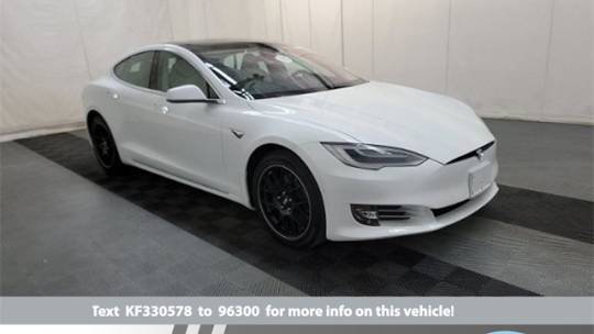 2019 Tesla Model S 5YJSA1E23KF330578