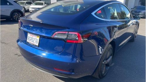 2018 Tesla Model 3 5YJ3E1EBXJF085110