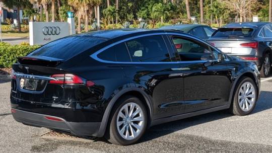 2018 Tesla Model X 5YJXCAE23JF119976