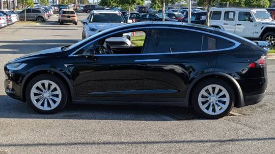 2018 Tesla Model X 5YJXCAE23JF119976