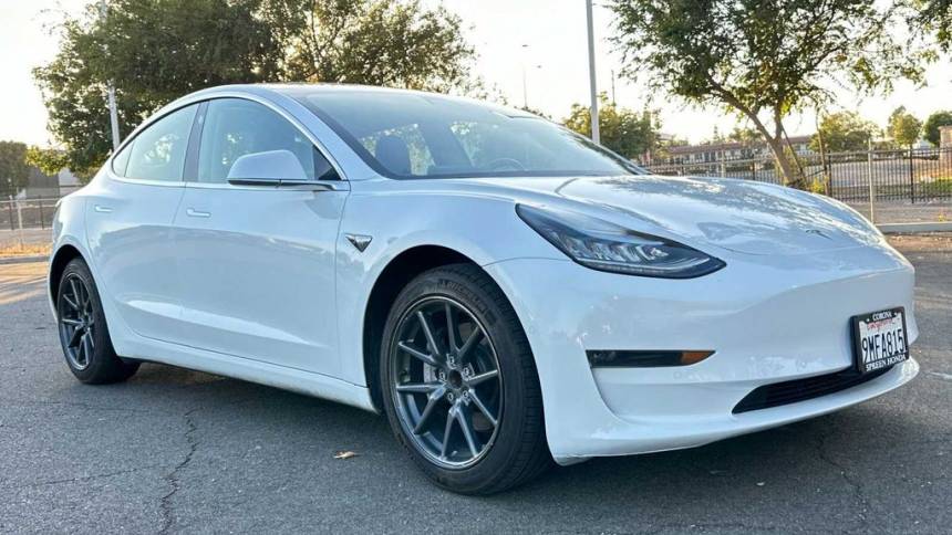 2018 Tesla Model 3 5YJ3E1EA3JF053770