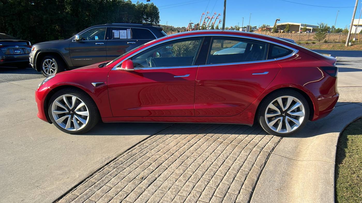 2018 Tesla Model 3 5YJ3E1EA7JF060625