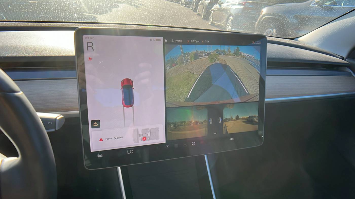 2018 Tesla Model 3 5YJ3E1EA7JF060625