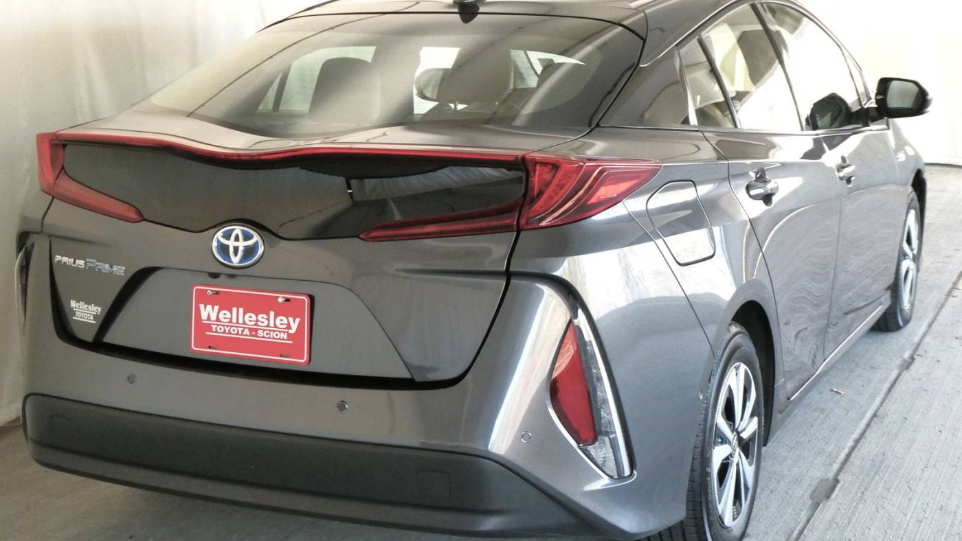 2017 Toyota Prius Prime JTDKARFP2H3038113