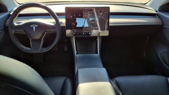 2018 Tesla Model 3 5YJ3E1EA7JF032338