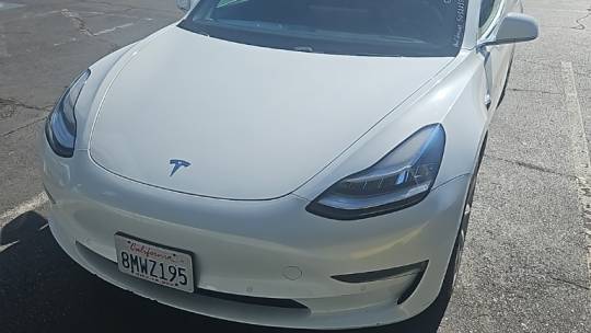 2018 Tesla Model 3 5YJ3E1EB0JF106580