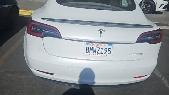 2018 Tesla Model 3 5YJ3E1EB0JF106580