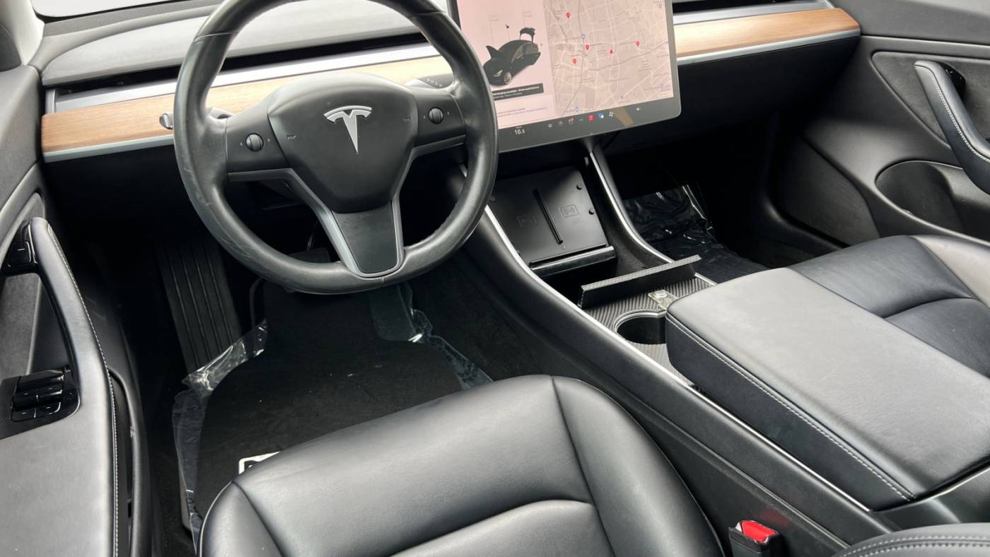 2018 Tesla Model 3 5YJ3E1EA4JF176204