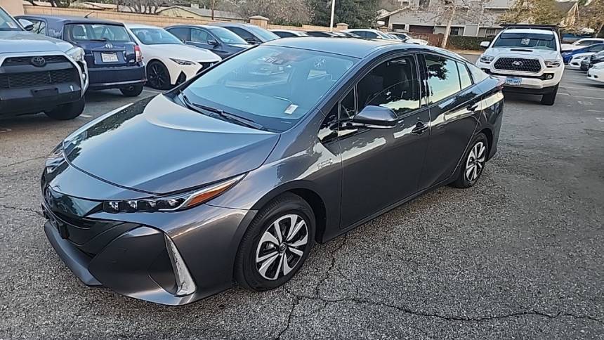 2017 Toyota Prius Prime JTDKARFP1H3005393