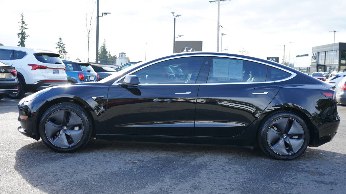 2018 Tesla Model 3 5YJ3E1EA9JF157390