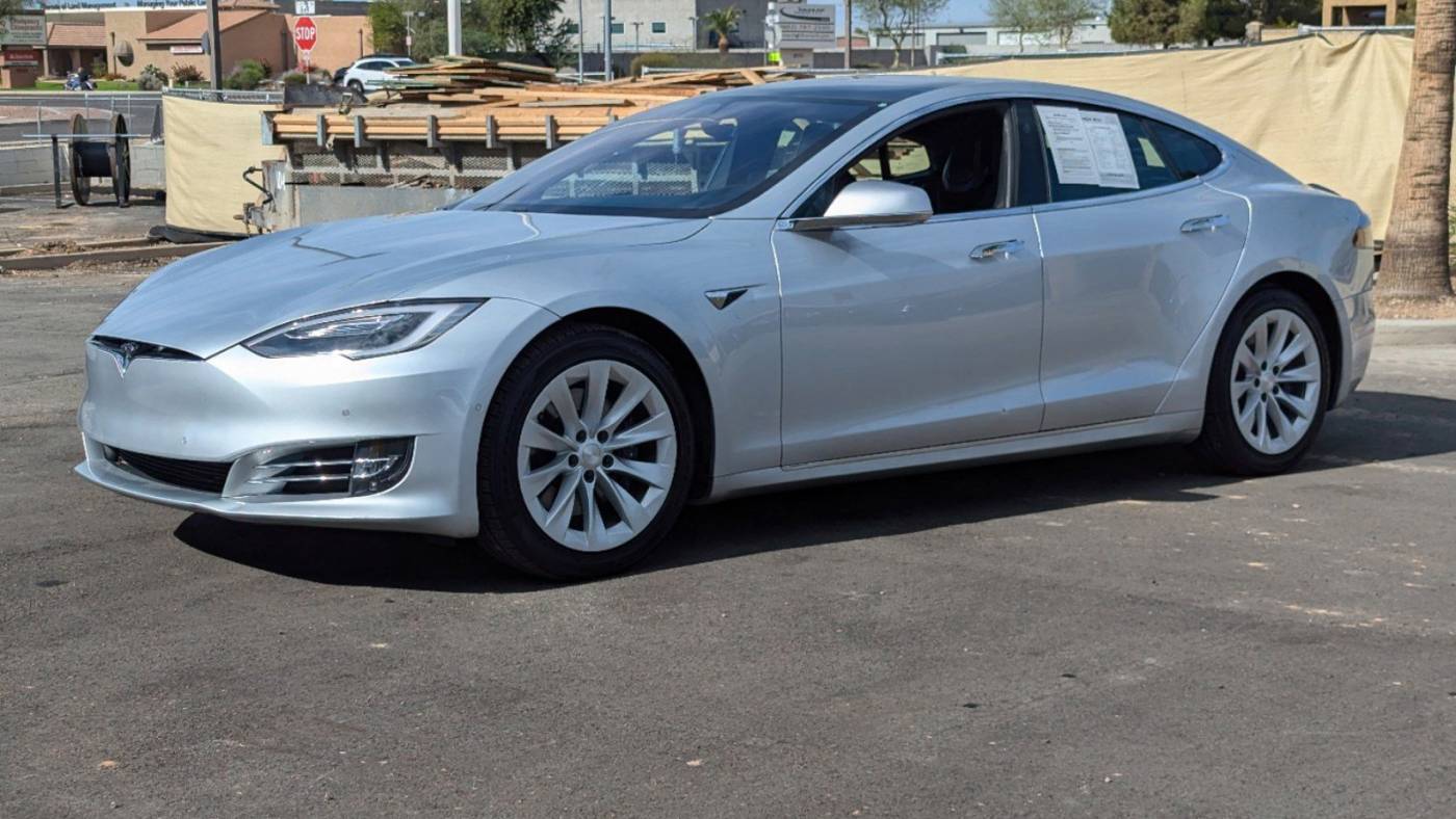 2018 Tesla Model S 5YJSA1E2XJF243775