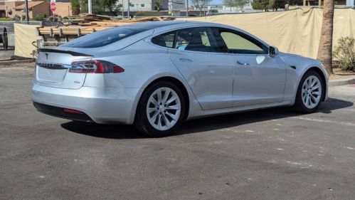 2018 Tesla Model S 5YJSA1E2XJF243775