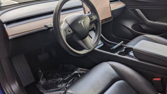 2018 Tesla Model 3 5YJ3E1EA8JF160412