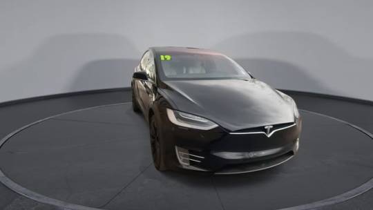 2019 Tesla Model X 5YJXCAE20KF192059