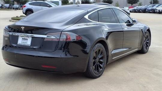 2017 Tesla Model S 5YJSA1E10HF209717